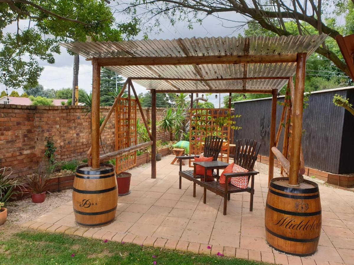 The Lazy Grape Guest Lodge & Spa Benoni Eksteriør billede