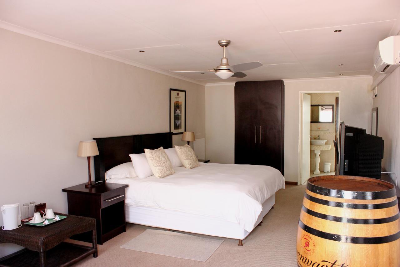 The Lazy Grape Guest Lodge & Spa Benoni Eksteriør billede